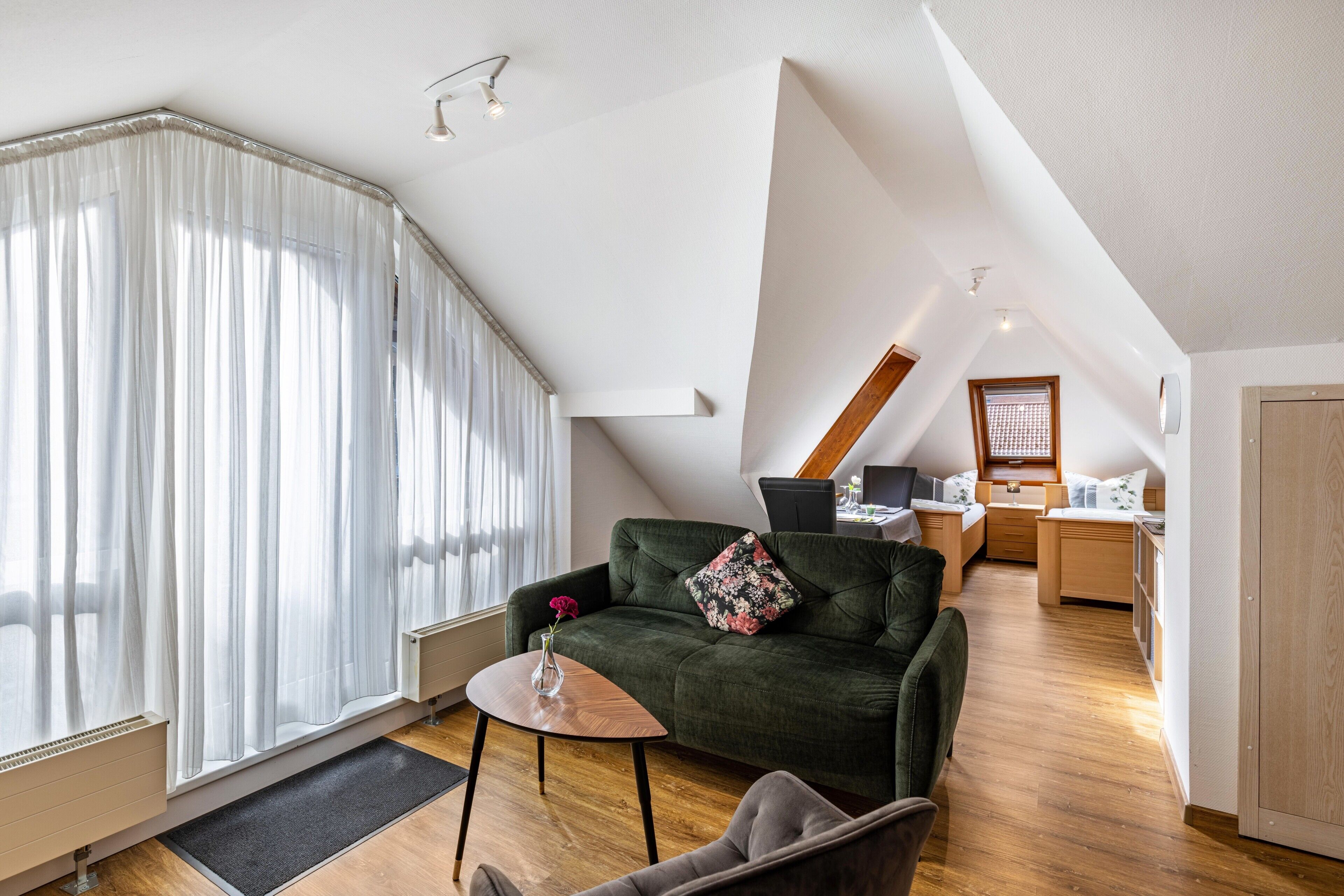 Fernseher, Stereoanlage