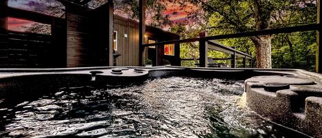 Bain à remous extérieur