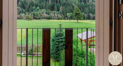 Olga s Chalet in Vione