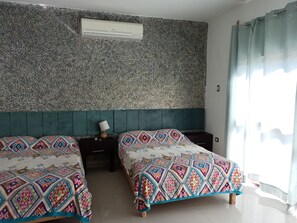 5 bedrooms, iron/ironing board, travel crib, free WiFi