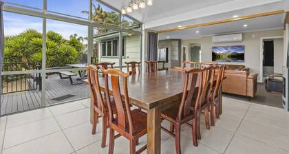 Main House-FARM- · Rural Retreat Sanctuary Spa Sauna & Home Cinema!