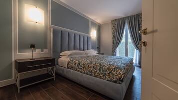 Deluxe-Zimmer | 1 Schlafzimmer, Minibar, Schreibtisch, Verdunkelungsvorhänge