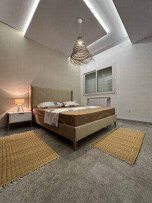 2 habitaciones, tabla de planchar con plancha, wifi y ropa de cama 