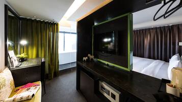 In-room safe, iron/ironing board, free WiFi