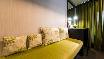 1 habitación y caja de seguridad en la habitación