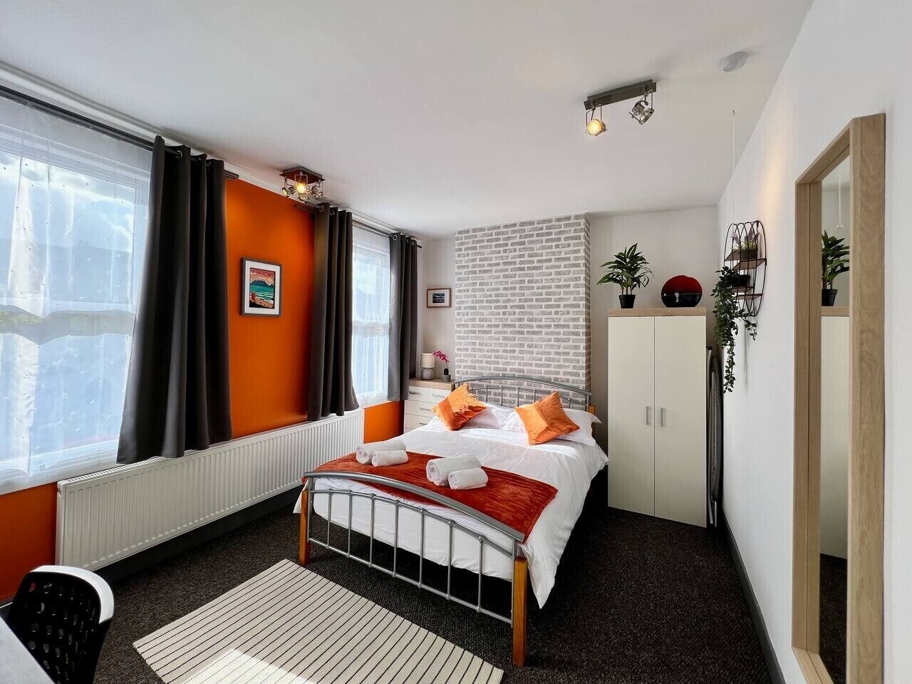 Desk, iron/ironing board, travel cot, free WiFi