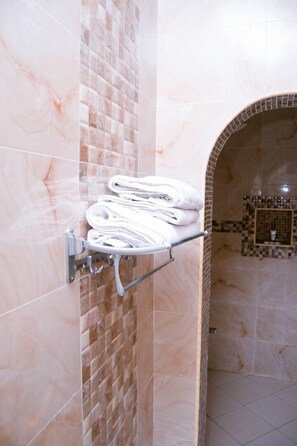 Bathroom - All Season Hotel (Zanzibar Town)