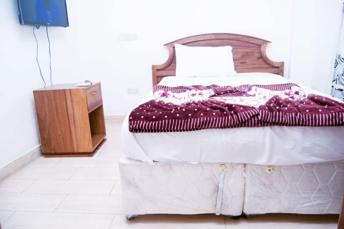 Basic Single Room | WiFi (free)