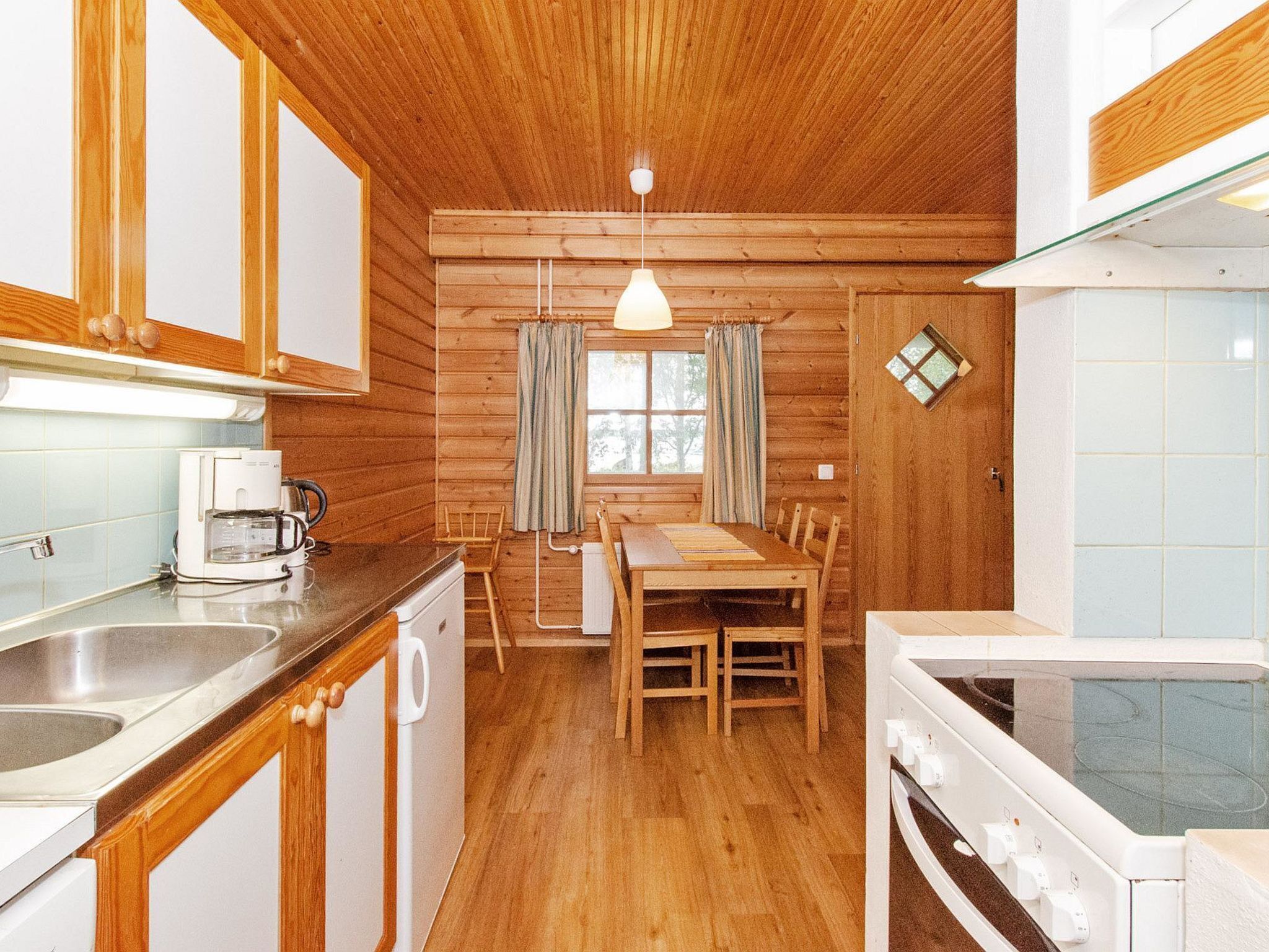 雪櫃、微波爐、洗碗機、廚房用具/餐具/器皿