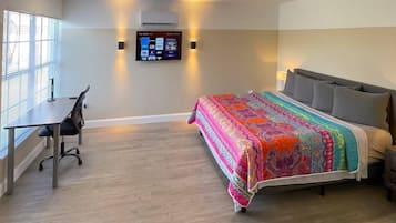 1 多间卧室、办公桌、WiFi、床单