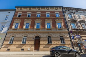 Exterior - Strzelecka Apartment by Renters Prestige (Kraków)