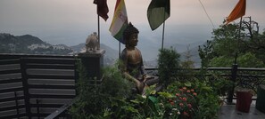 Front of property - Casa Arhan Luxury Mussoorie Homestay (Dehradun)