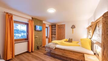 2 Schlafzimmer, BĂŒgeleisen/BĂŒgelbrett, kostenloses WLAN, BettwĂ€sche