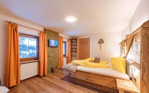 2 chambres, fer et planche Ă repasser, Wi-Fi gratuit, draps fournis