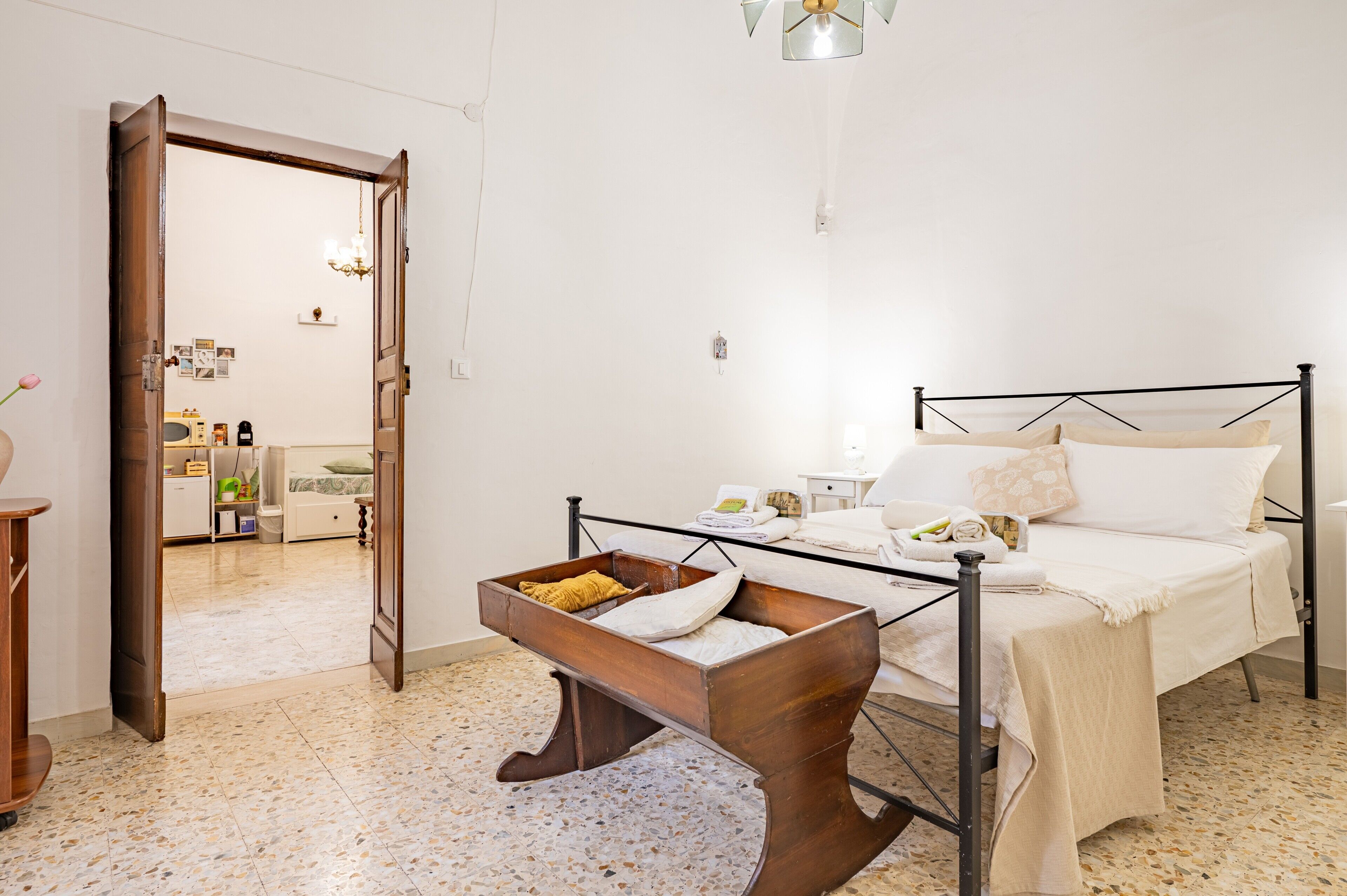 1 bedroom, iron/ironing board, free WiFi, bed sheets