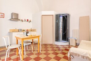 Interior - Apartment 'Ghenos' with Wi-Fi and Air Conditioning (Ostuni)