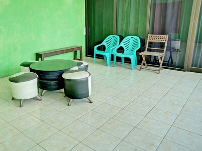 OYO Life 92919 Kost Wijaya Kusuma Lake Syariah