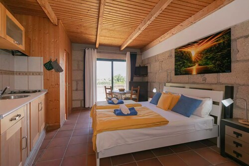 Country House "Wayra Wasi" with Sea View, Private Terraces & Wi-Fi
