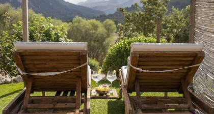 Splendid Villa With Nice Views Over the Valley