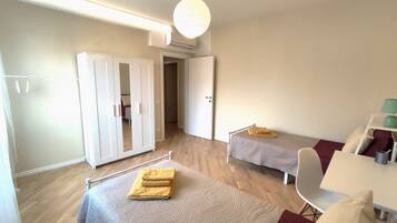 2 chambres, fer et planche Ă repasser, Wi-Fi, draps fournis