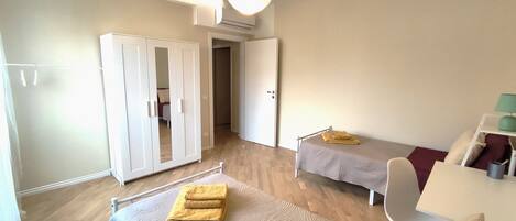 2 camere, ferro/asse da stiro, Wi-Fi, lenzuola