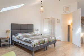 3 Schlafzimmer, Bügeleisen/Bügelbrett, kostenloses WLAN, Bettwäsche
