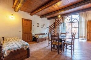 1 Schlafzimmer, Bügeleisen/Bügelbrett, kostenloses WLAN, Bettwäsche