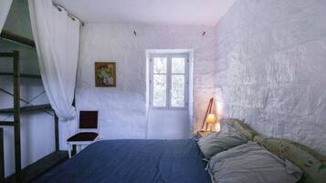 3 chambres, Wi-Fi gratuit, draps fournis