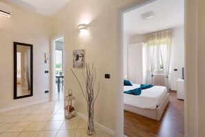 2 camere, ferro/asse da stiro, Wi-Fi gratuito, lenzuola