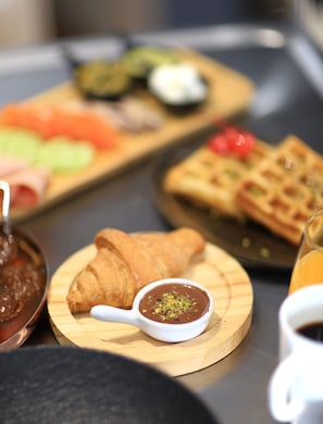 Petit déjeuner buffet compris tous les jours