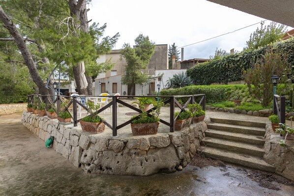 Enceinte de l’hébergement