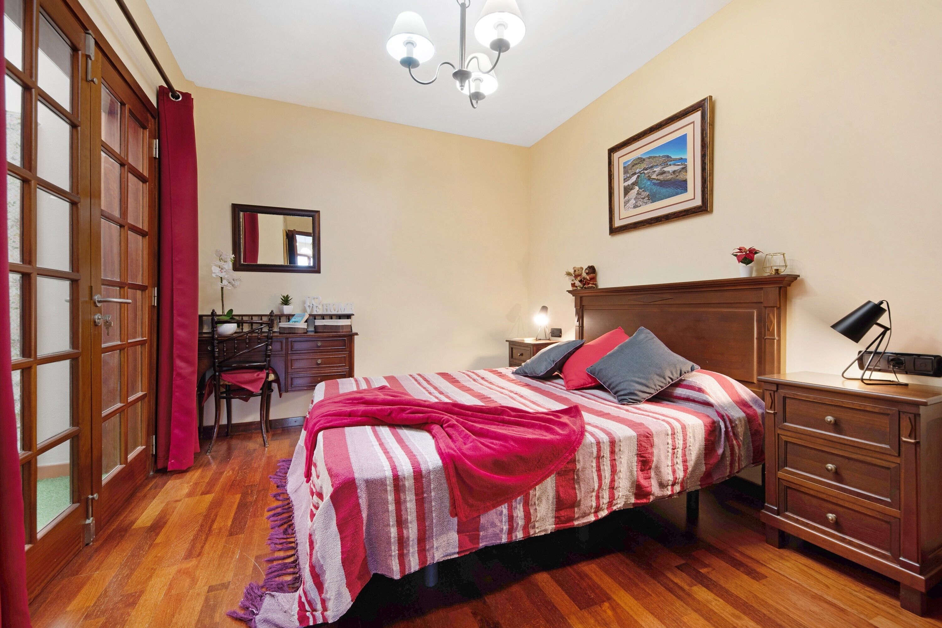 1 bedroom, iron/ironing board, free WiFi, bed sheets