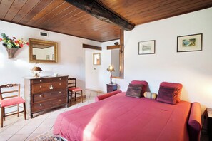 1 Schlafzimmer, Bügeleisen/Bügelbrett, kostenloses WLAN, Bettwäsche
