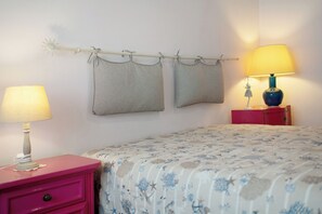 1 soverom, strykejern/-brett, wi-fi (inkludert) og sengetøy