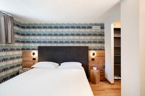 2 chambres, fer et planche à repasser, Wi-Fi gratuit, draps fournis