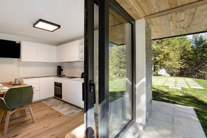 Refrigerador, horno, parrilla de estufa y lavavajillas 