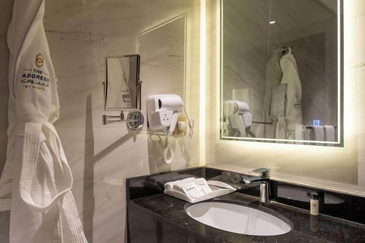 Rainfall showerhead, hair dryer, bathrobes, slippers