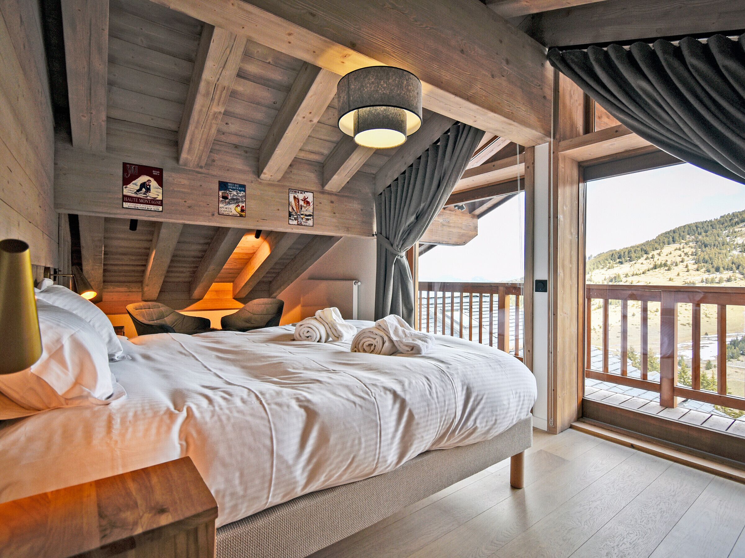 4 chambres, accès au Wi-Fi (inclus), literie fournie