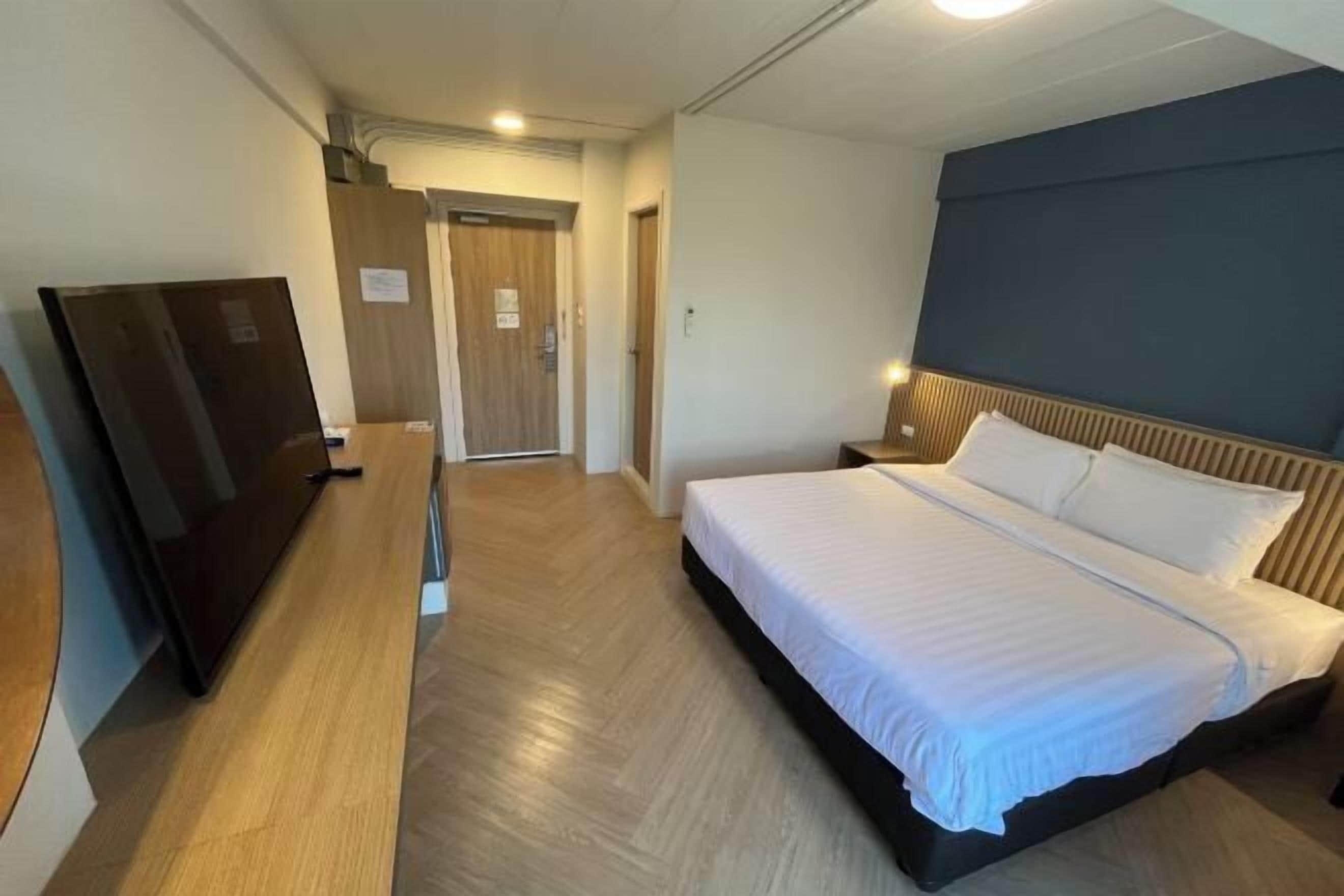 Coffres-forts dans les chambres, bureau, Wi-Fi gratuit, draps fournis