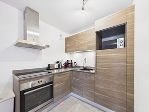 Fridge, microwave, dishwasher