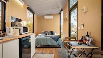 1 dormitorio y ropa de cama
