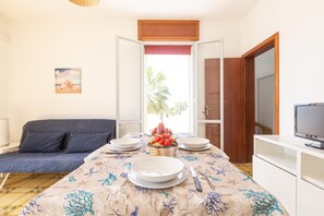 Apartment | Esszimmer