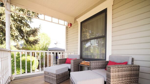 Terrace/patio - Relax in the luxurious 1-bedroom Louisa Suite at RedTail Inn. Enjoy a double rain shower, plush linens, and a shared hot tub. Located near downtown Ashland, with off-street parking and high-speed WiFi. (Ashland)