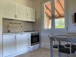 Condo supérieur | Cuisine privée | Réfrigérateur grande capacité avec congélateur, un four