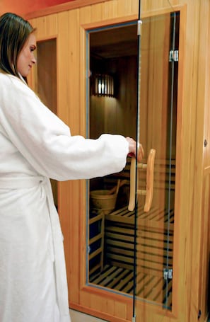 Deluxe Suite | 1 bedroom, premium bedding, down comforters, memory foam beds - Beb C'est Lavis (Lavis)