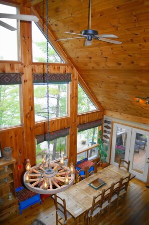 Dining - Sandy Lake Chalet Getaway (Trent Lakes)