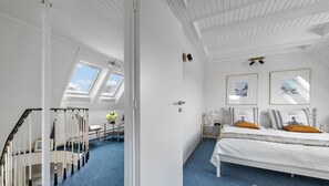 2 Schlafzimmer, Reisekinderbett, kostenloses WLAN, Bettwäsche