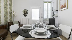 Leilighet (2 Bedrooms) | Spiseområde
