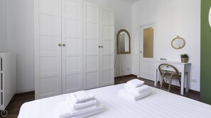 Leilighet (2 Bedrooms) | 2 soverom, sengetøy av topp kvalitet og skrivebord