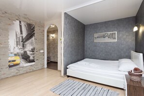 Classic Apartment | 1 bedroom, soundproofing, iron/ironing board, free WiFi - Beautiful apartments in modern district (Minsk)